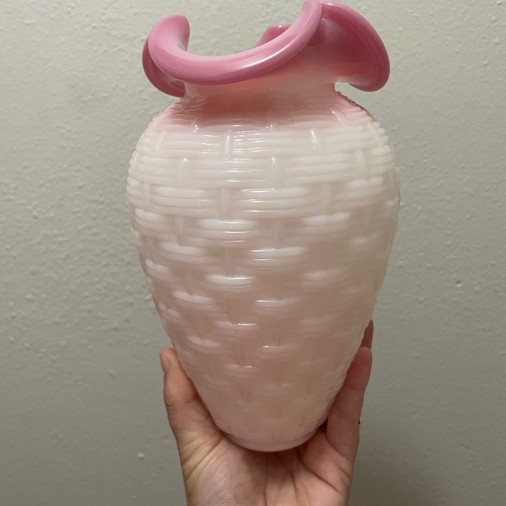 Elegant Fenton Glass Pink and White Woven Vase